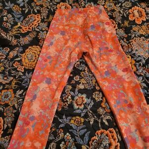 Daily Practice Colorful Abstract Leggings, Medium